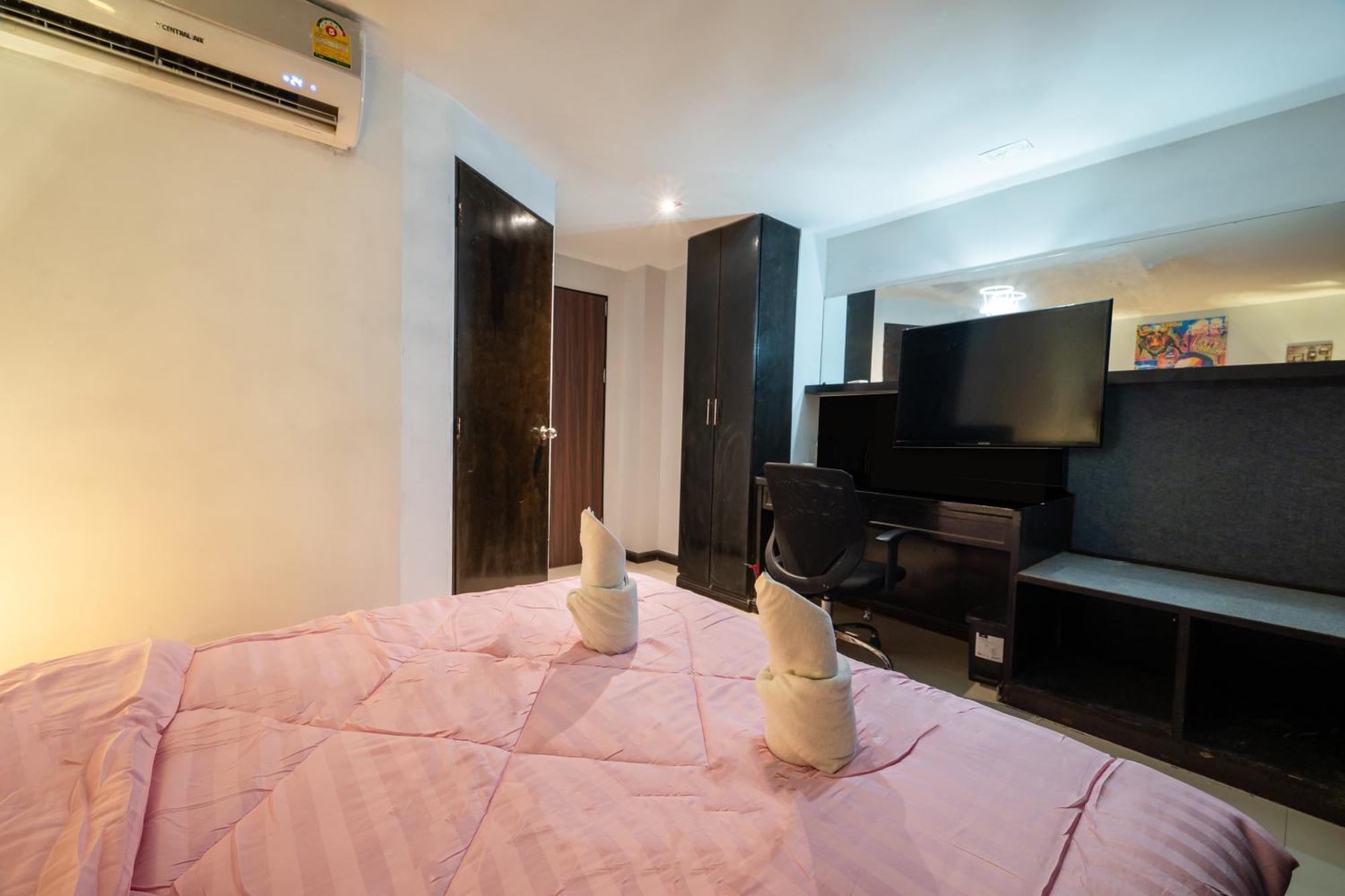 Abunawas Merry Inn At Walking Street Pattaya Exteriör bild